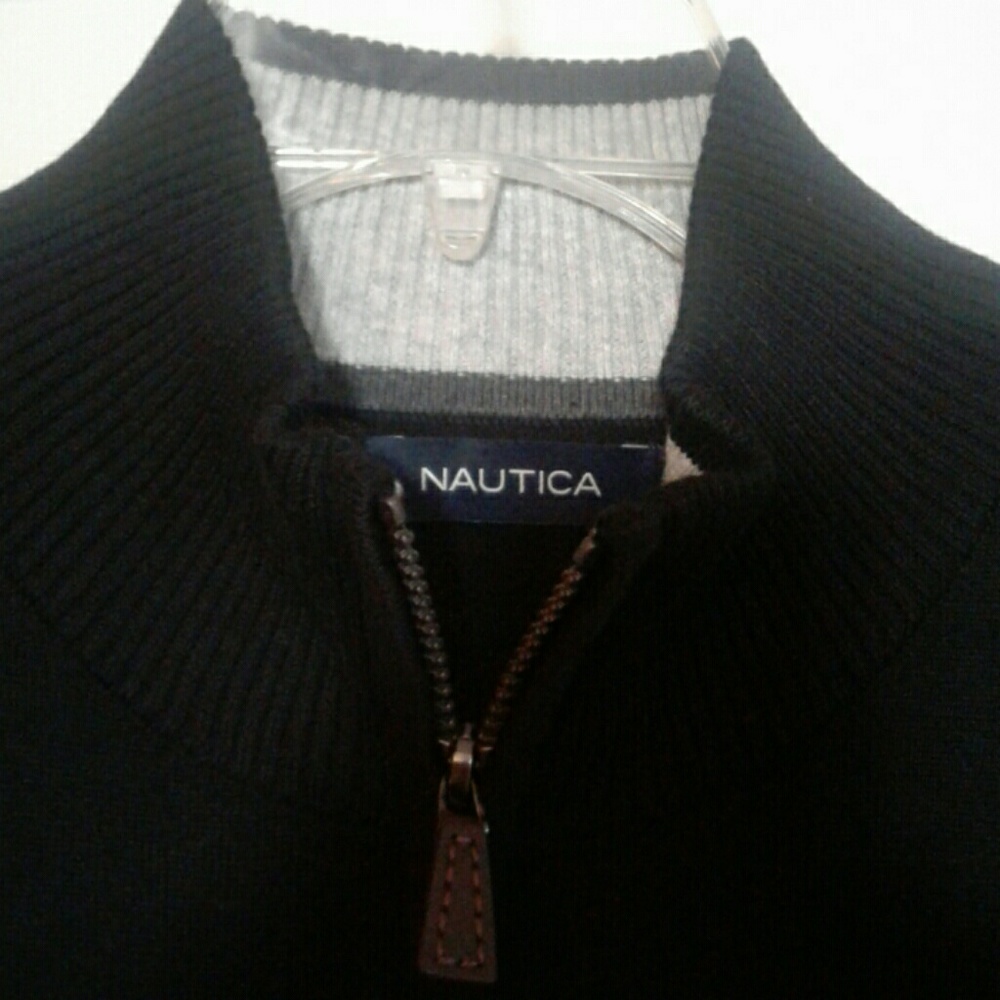 Sweater - Picture 2 of 4
